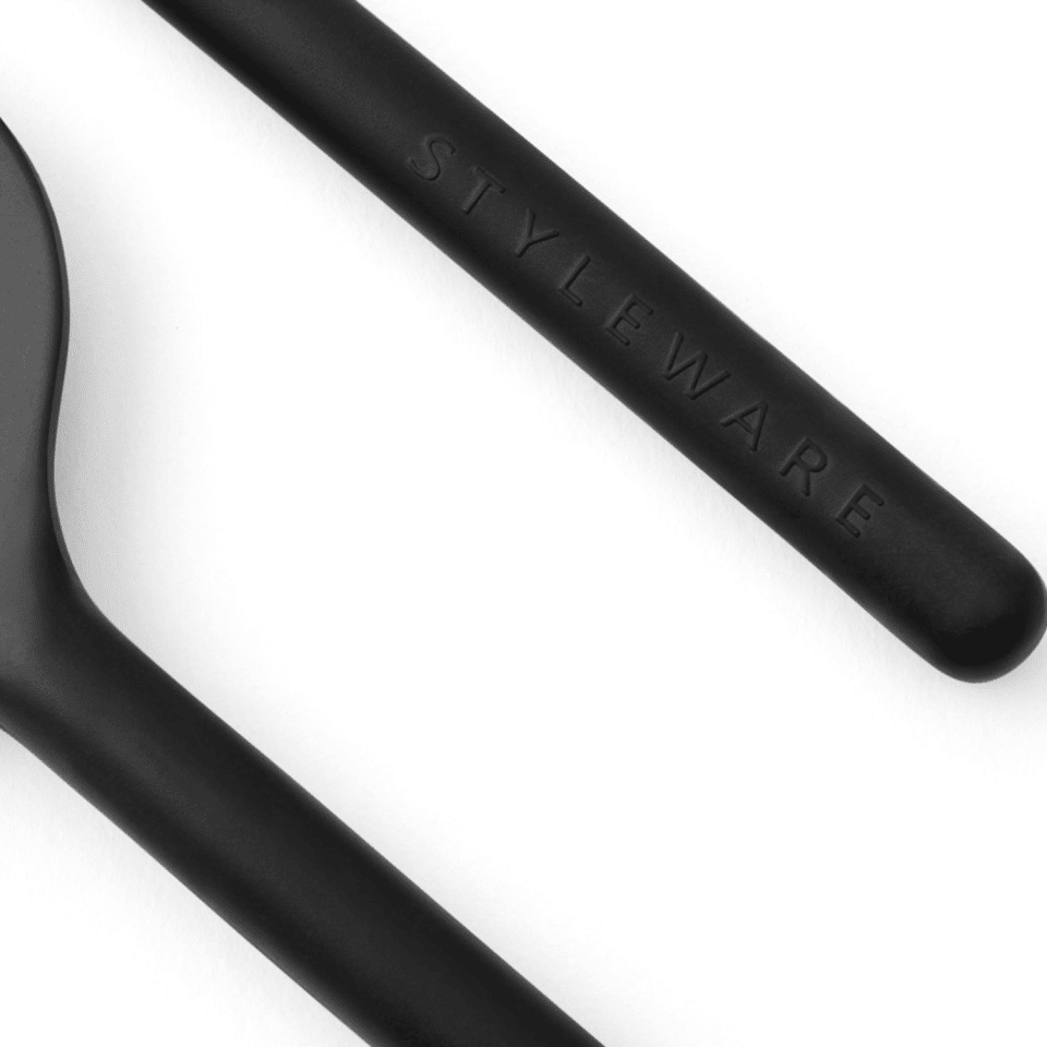 Serving utensils in matte black for the minimalist home.