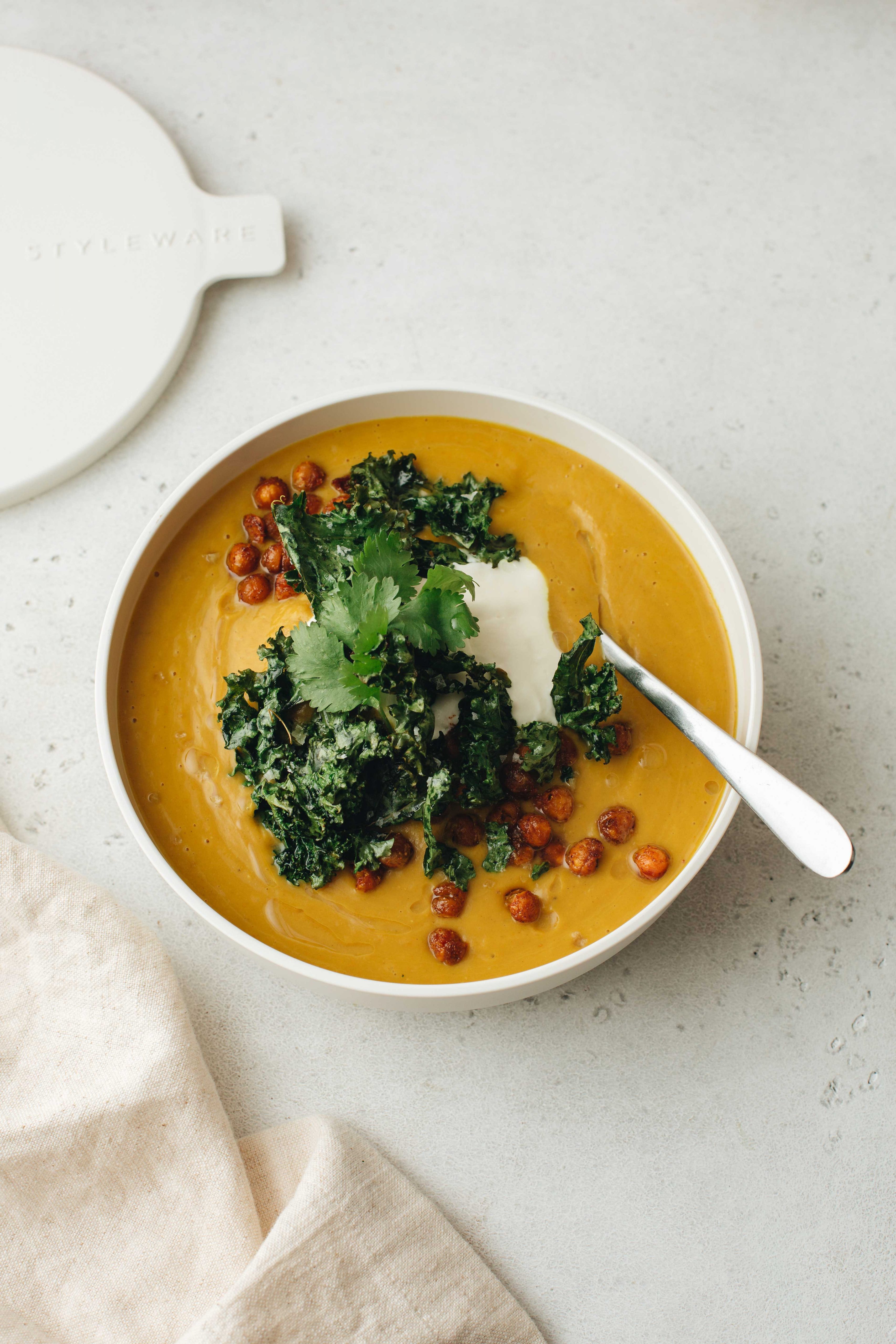 Simple Winter Pumpkin Soup Recipe to Warm and Satisfy